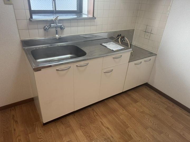 第10オカダビル303のキッチン