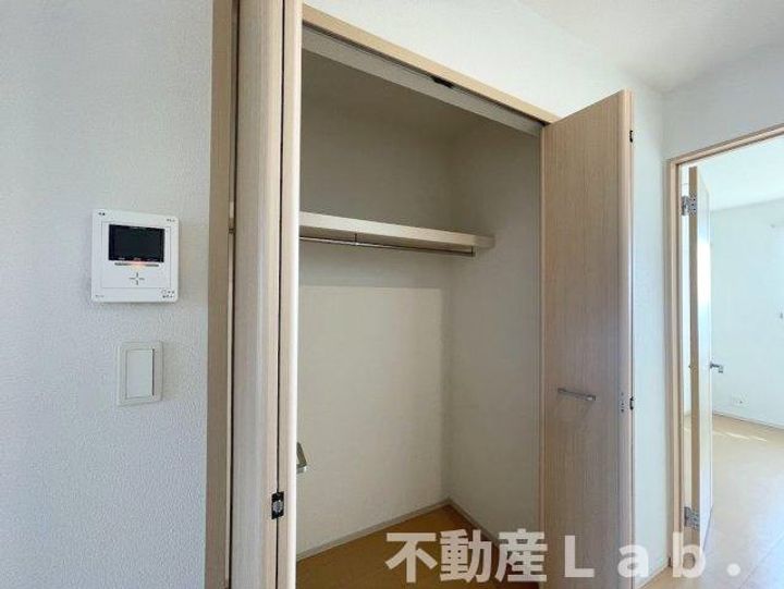 エルミタージュのその他画像