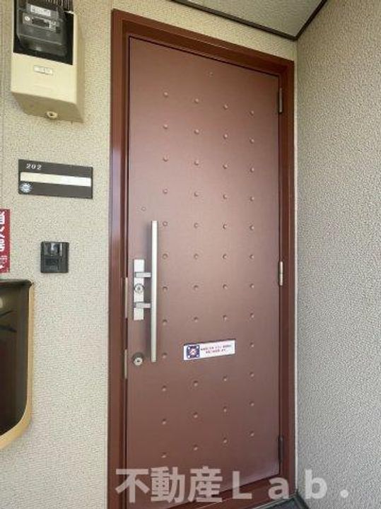 ガーデンコート Ⅳ棟の玄関