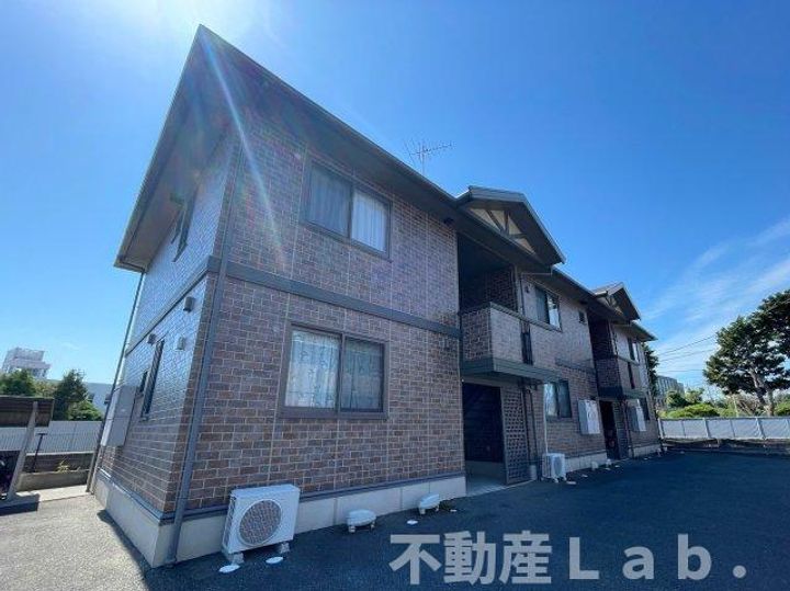 エクレール・ヴェルドミール A棟の外観