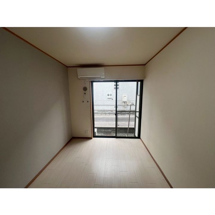 スターヒルズの居間