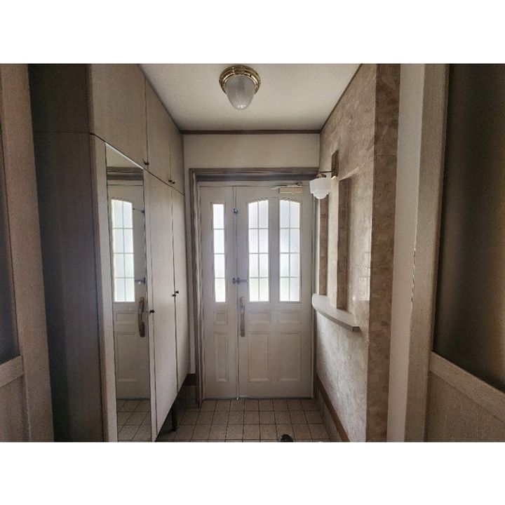 千葉県八千代市大和田新田(一戸建)の賃貸物件の玄関