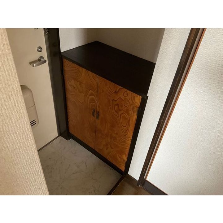 ハイツ下原A棟の内装
