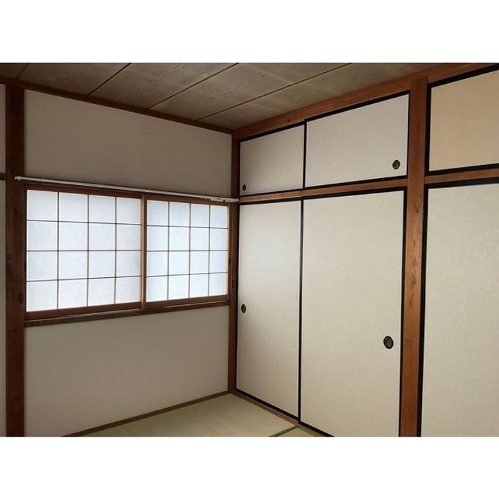 ハイツ下原A棟の内装
