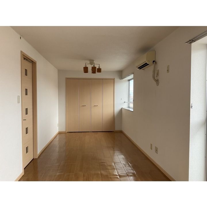 ガーデンムツミAの居間