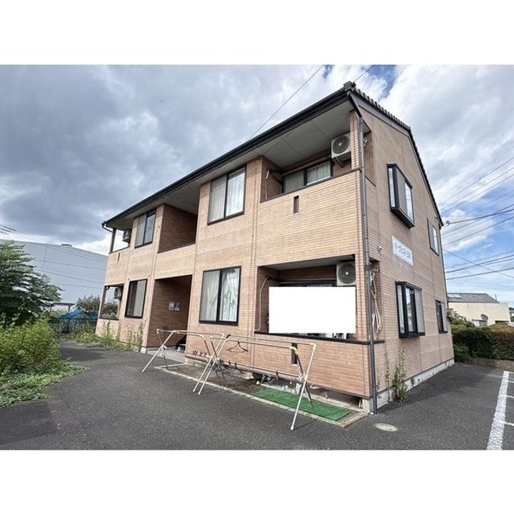 ハーヴェスト玉村の外観