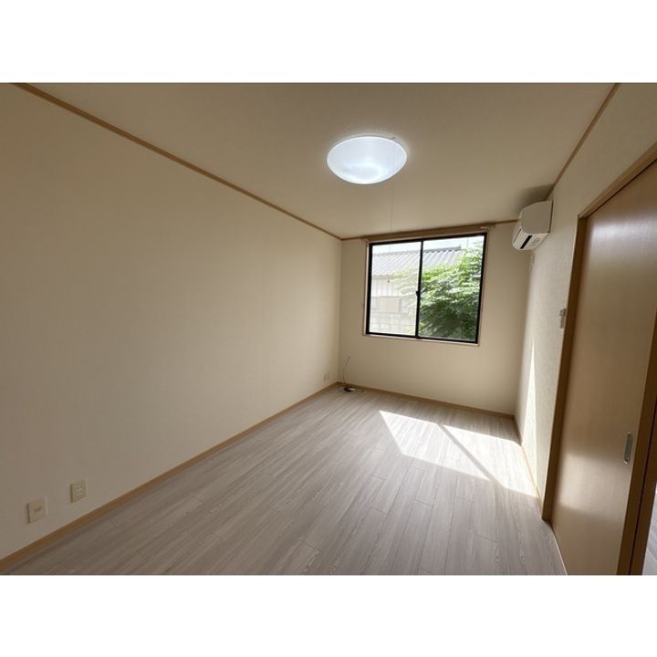 ハーヴェスト玉村の居間