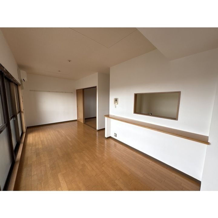 フローラ大塚壱番館の居間