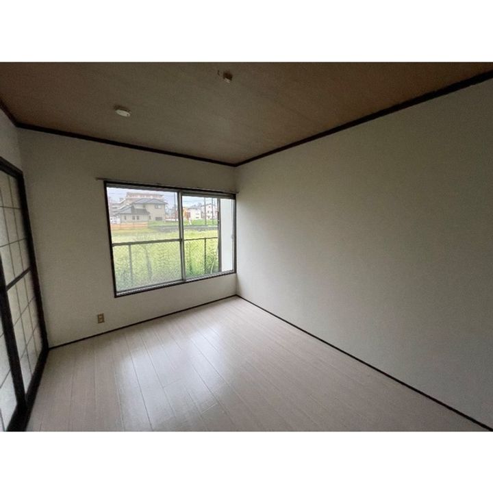 フォーブル綿貫1号棟の内装