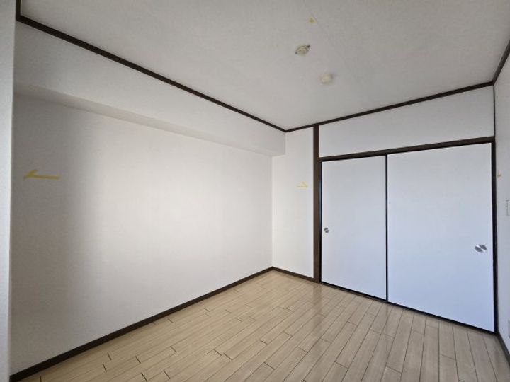 三洋ビルの内装