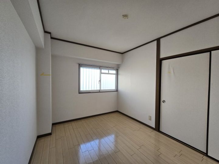 三洋ビルの寝室