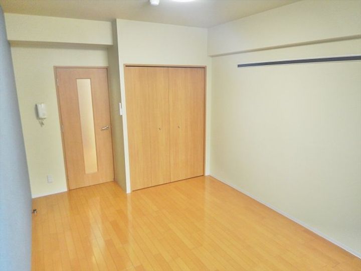 リアライズ今池(旧ニッコーテラス)の寝室