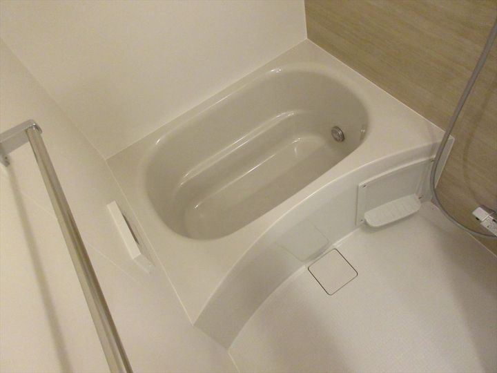 メイクスデザイン名駅南の風呂