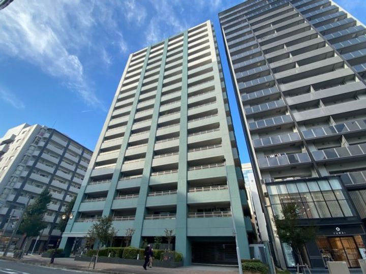 栄アインスタワーの外観