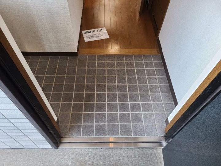 コアレジデンスの玄関