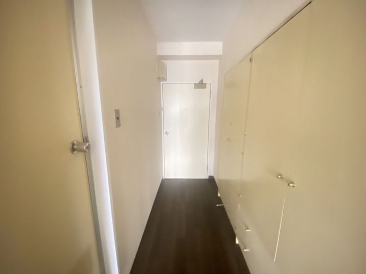 東カン名古屋キャステールの玄関