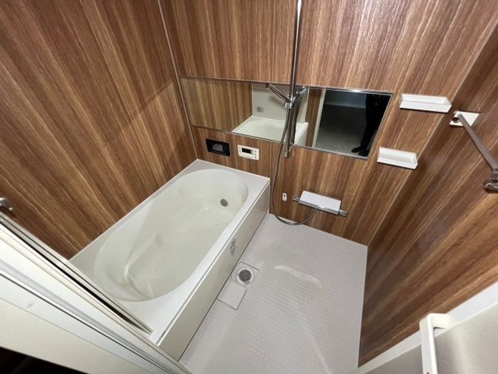 N apartmentの風呂