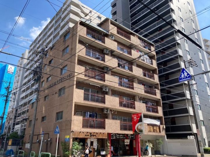 千代田マンションの外観