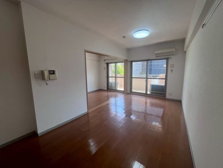 セントラルコート千代田の居間