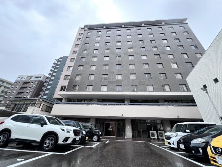 東カン名古屋キャステールの外観