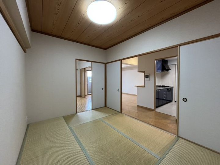 宝マンショングランスクエア名駅の内装
