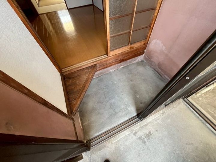 愛知県名古屋市南区元桜田町2丁目(一戸建)の賃貸物件の玄関