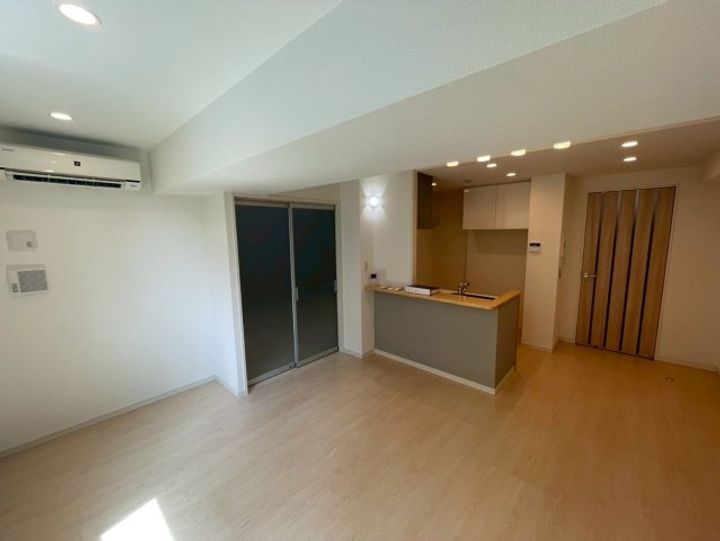 ルーエ錦の居間