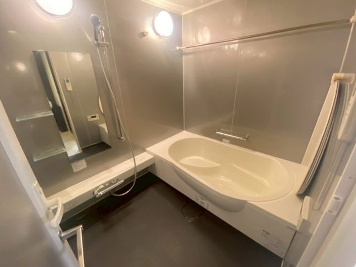 アーデン泉プレミアの風呂