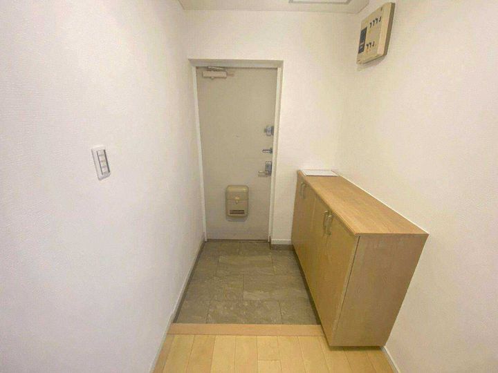 三旺マンション第三東山の玄関