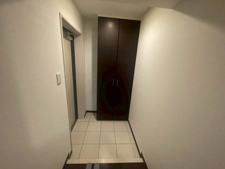 ラヴィータ泉の玄関