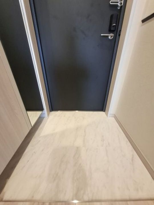 Live Casa西宮の玄関