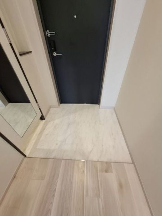 Live Casa西宮の玄関