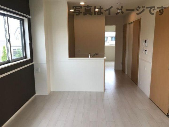 クレスト蓮の居間