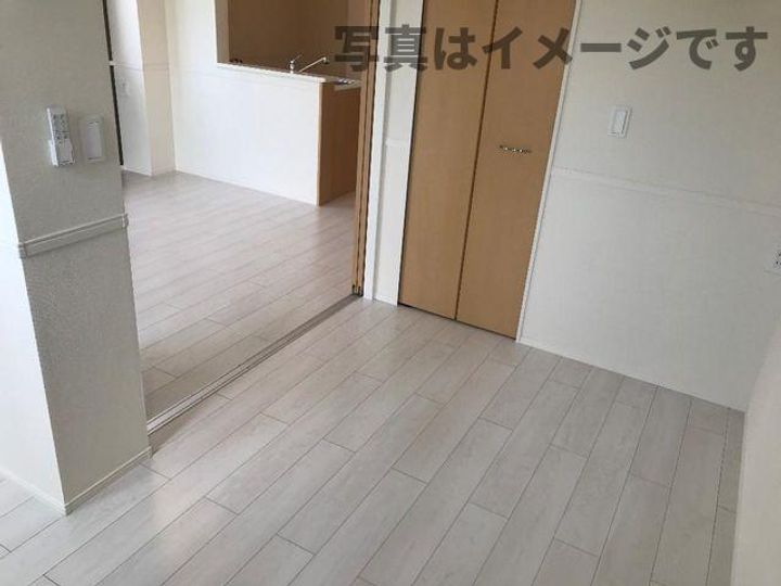 クレスト蓮の玄関