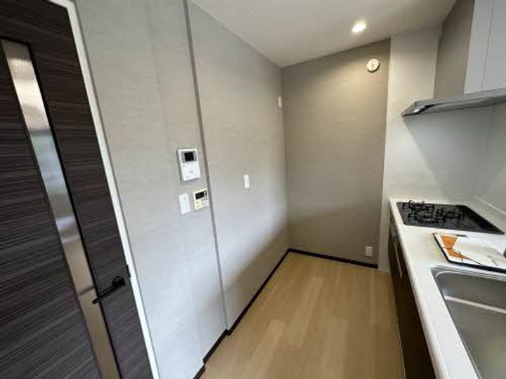 富山県射水市枇杷首(アパート)の賃貸物件のキッチン