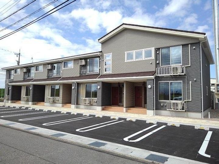 富山県富山市黒瀬北町1丁目(アパート)の賃貸物件の外観