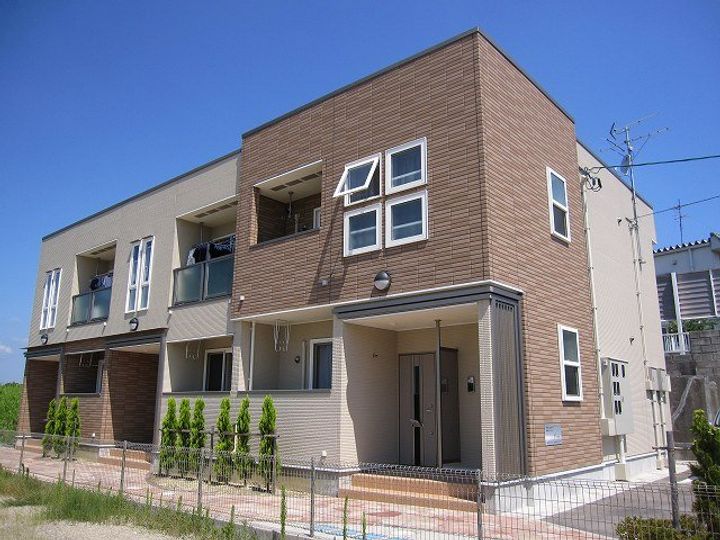 富山県射水市大門(アパート)の賃貸物件の外観