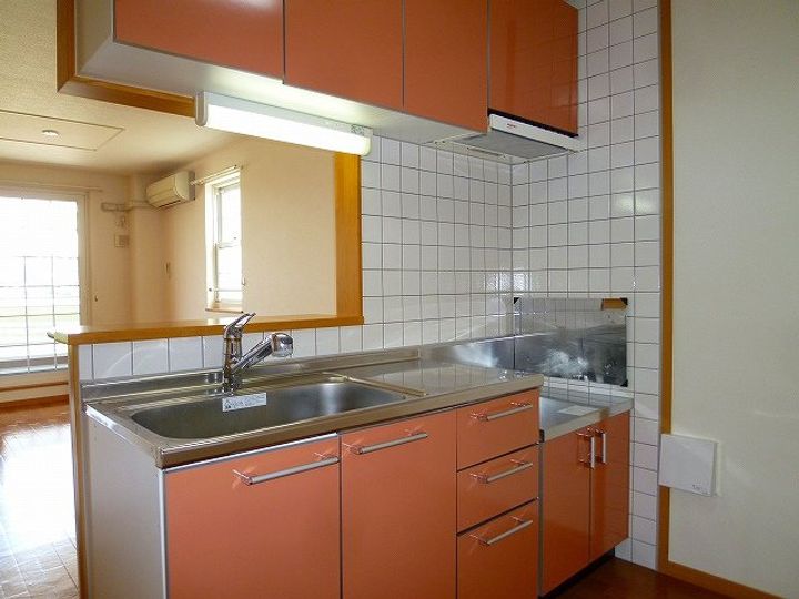 富山県砺波市三郎丸(アパート)の賃貸物件のキッチン