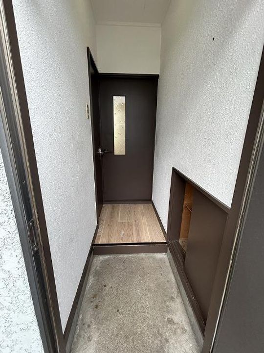ジブリ102の内装