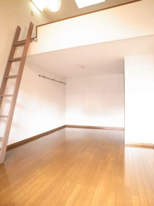 アネックス弁天の居間