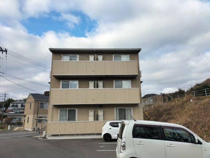 CREA桜町 A棟の外観