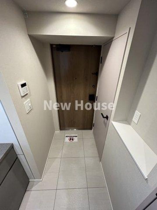 シーズンフラッツ新大塚 の玄関