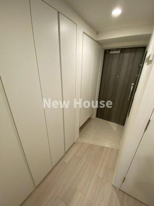 コンフォリア・リヴ東池袋 の玄関