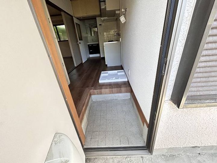 小日向テラスの玄関