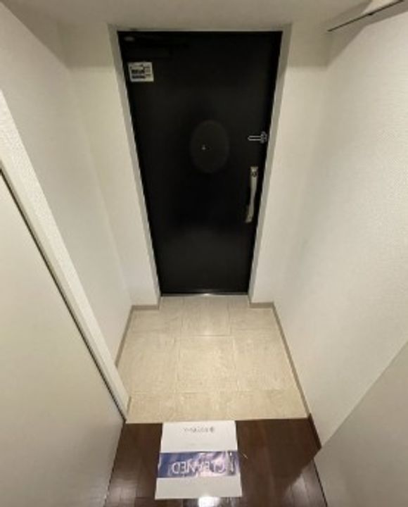 ロネスタR文京護国寺の玄関