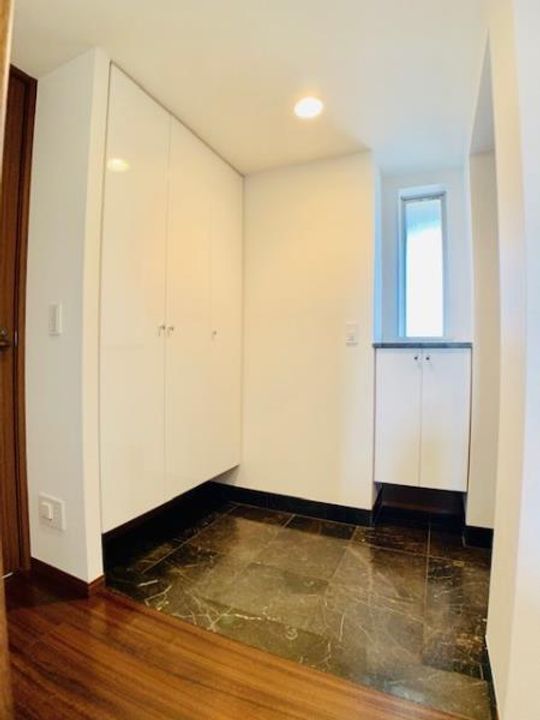 Brillia巣鴨の玄関