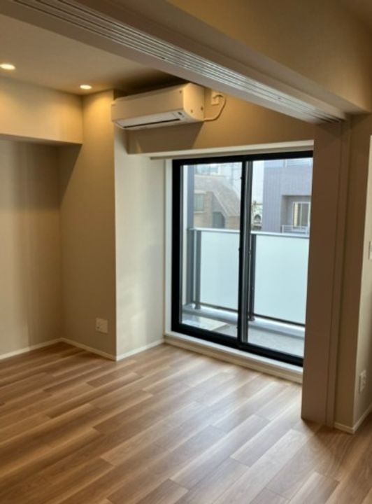 シーズンフラッツ新大塚 の居間