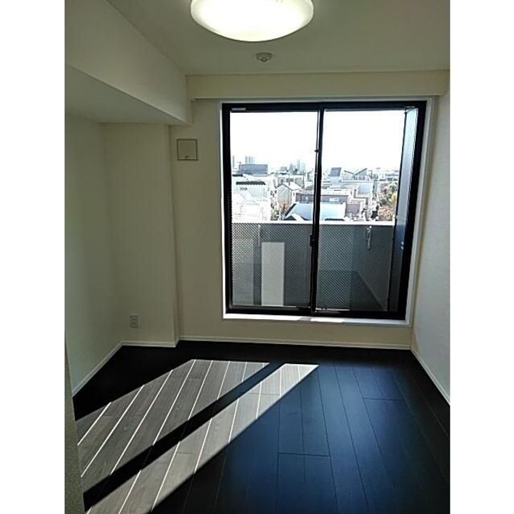 東京都豊島区南大塚1丁目の賃貸マンションの内装