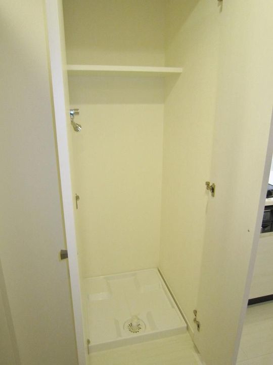 東京都港区西新橋3丁目の賃貸マンションの内装