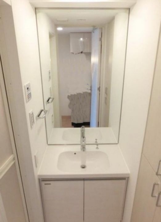 東京都新宿区百人町1丁目の賃貸マンションの内装